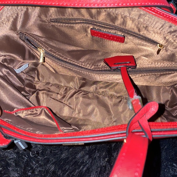 Purse ! - Picture 2 of 3